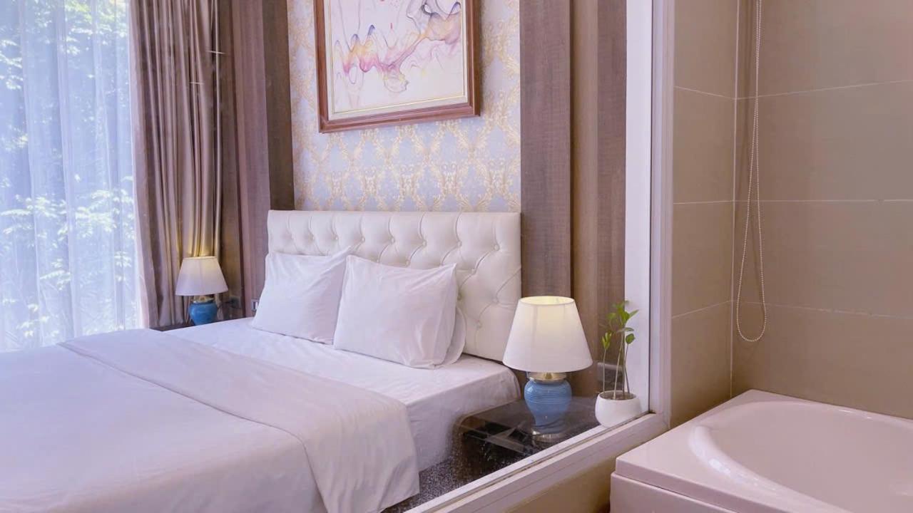 New Century Hotel By An Phat Group 河内 外观 照片