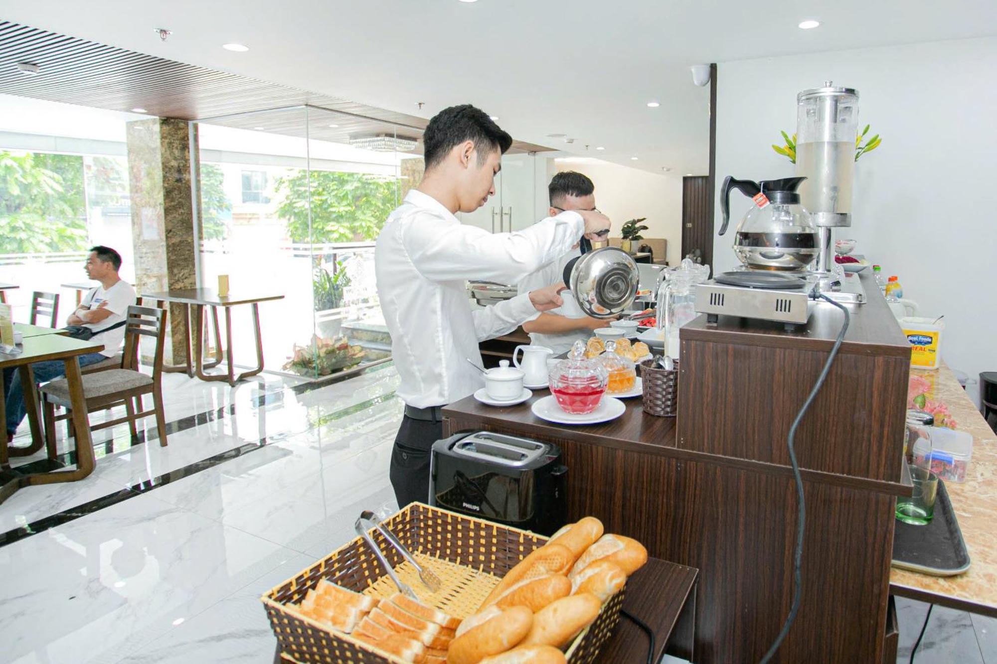 New Century Hotel By An Phat Group 河内 外观 照片